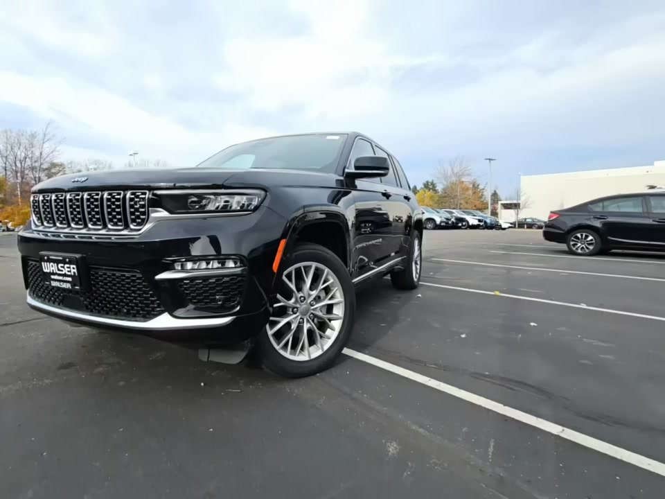 2023 Jeep Grand Cherokee Summit AWD