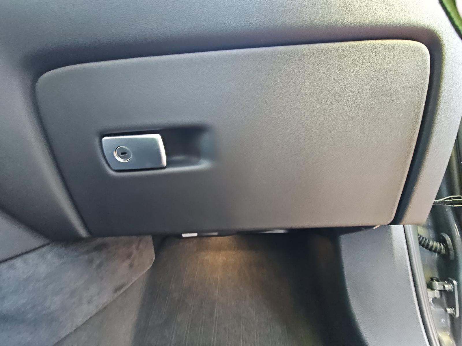 2025 BMW X5 M60i xDrive AWD