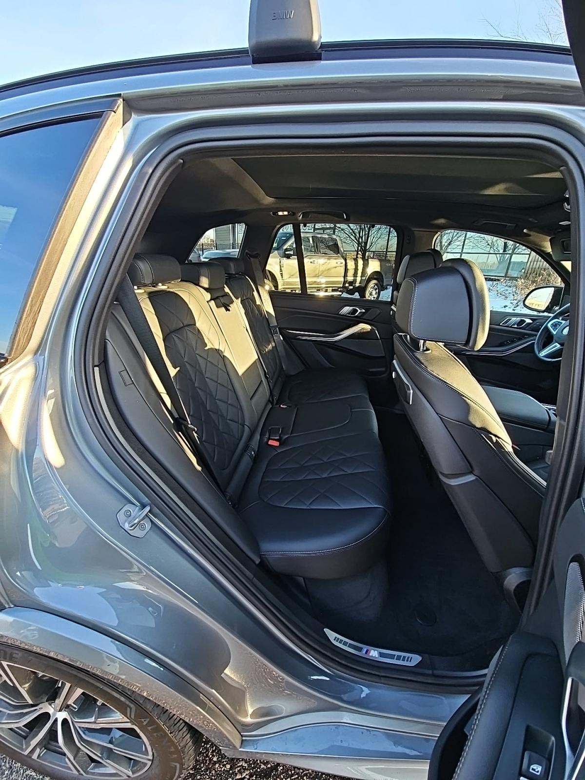 2025 BMW X5 M60i xDrive AWD