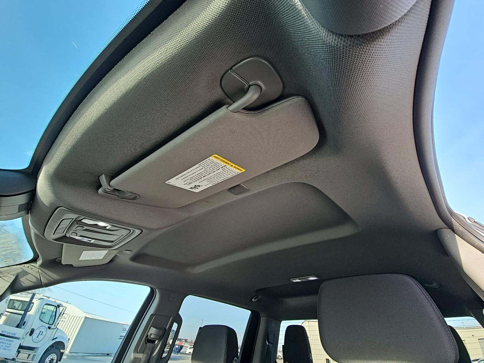 2023 Chevrolet Silverado 1500 Custom AWD