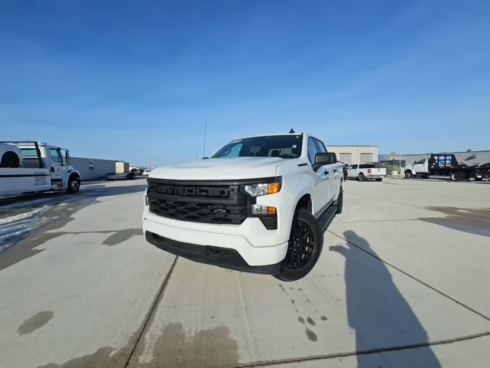 2023 Chevrolet Silverado 1500 Custom AWD