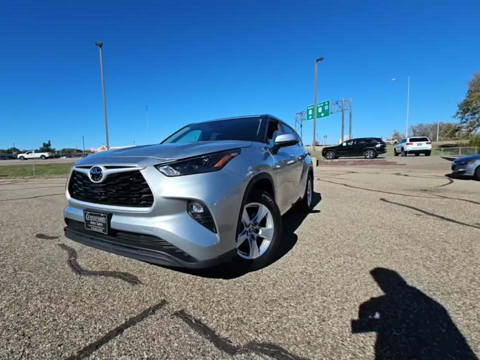 2024 Toyota Highlander LE AWD