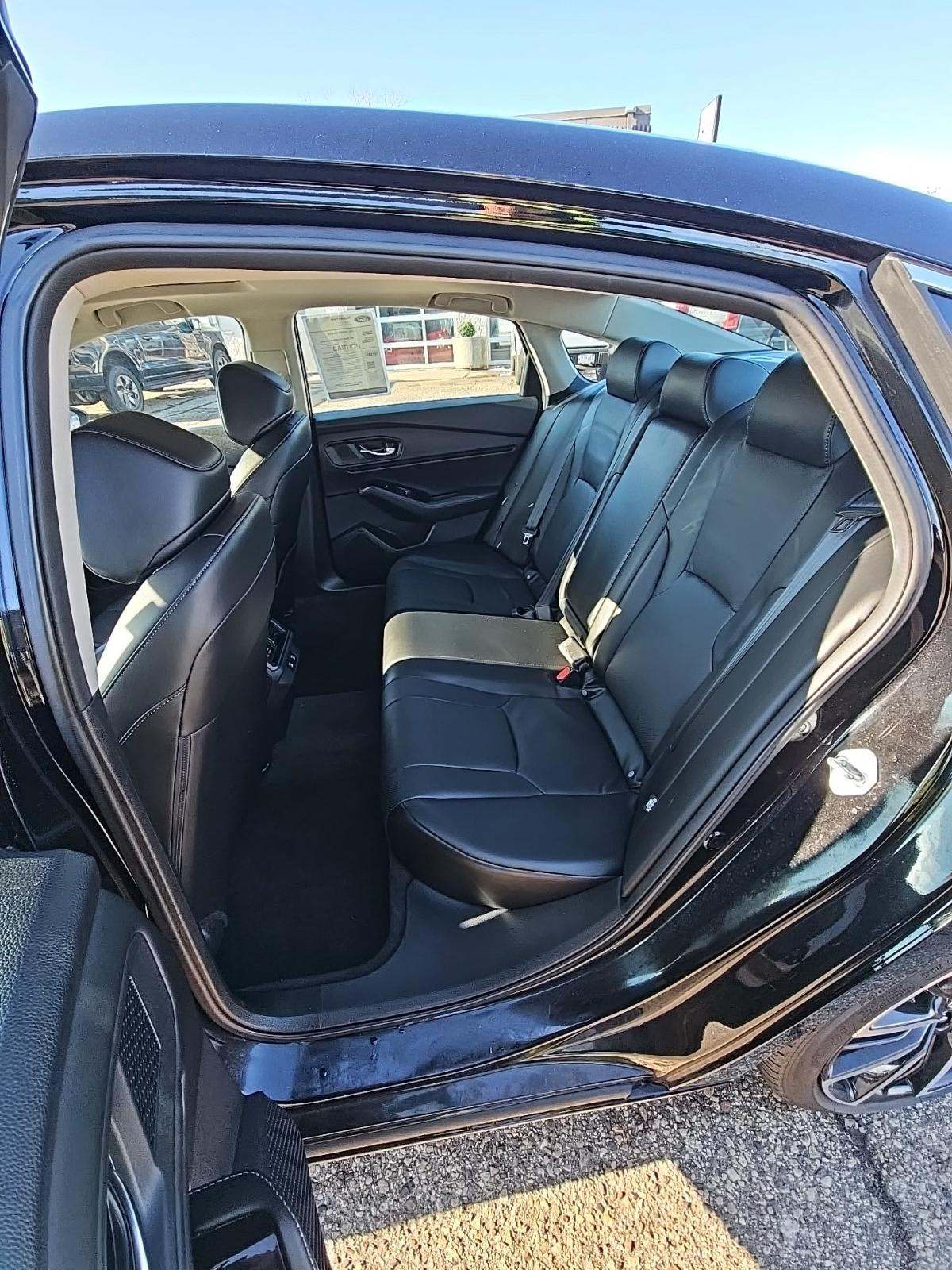 2023 Honda Accord Hybrid Touring FWD