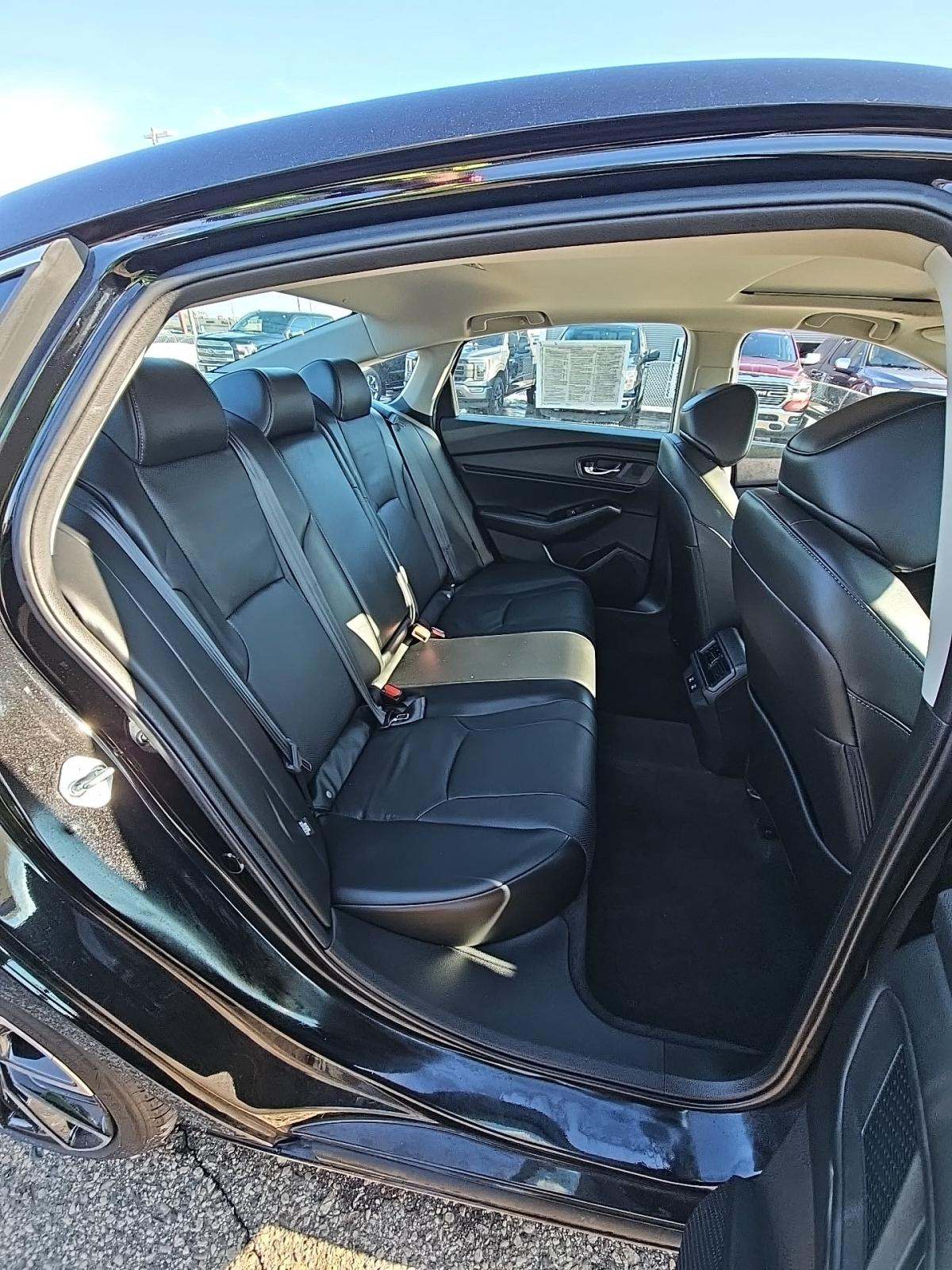 2023 Honda Accord Hybrid Touring FWD