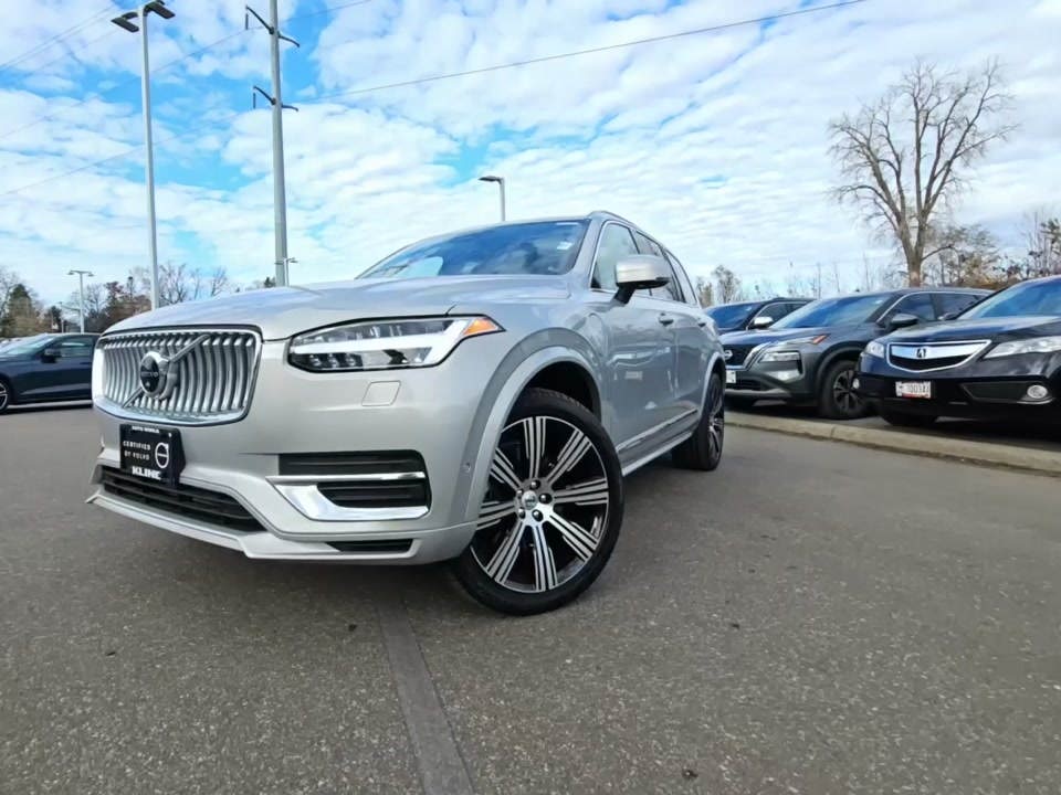 2023 Volvo XC90 Recharge T8 Plus AWD