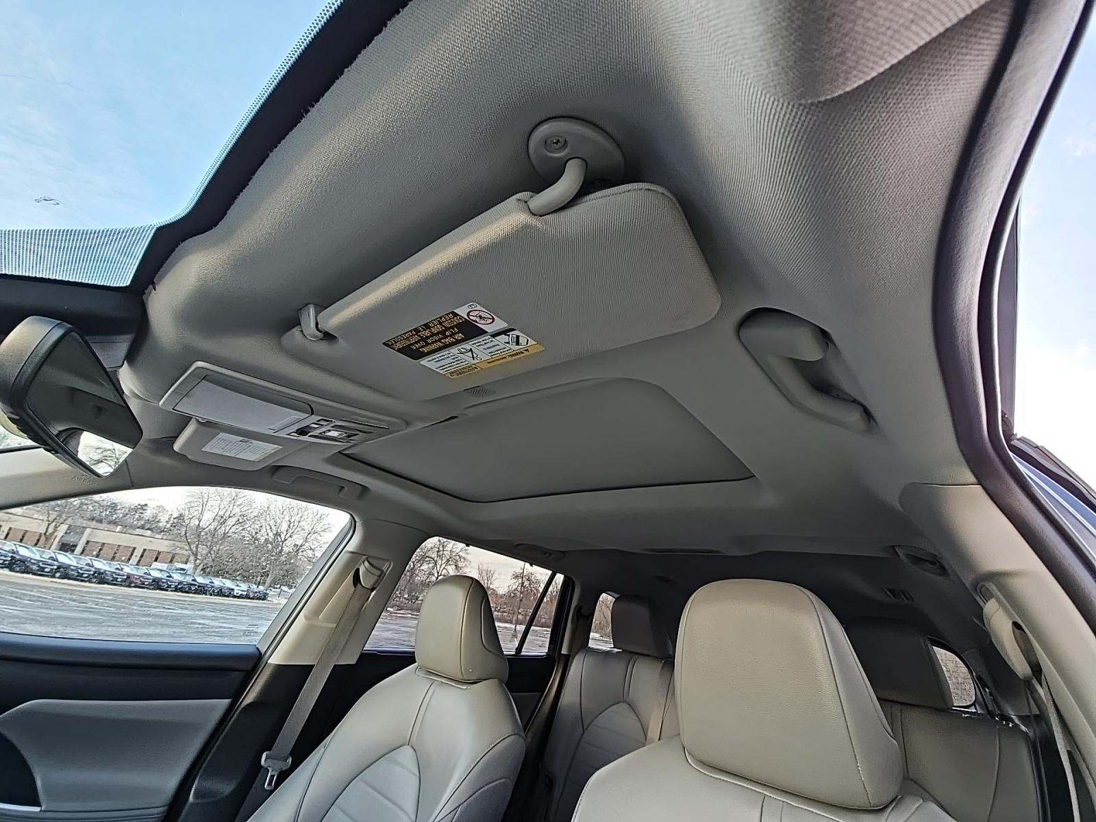 2022 Toyota Highlander Hybrid XLE AWD