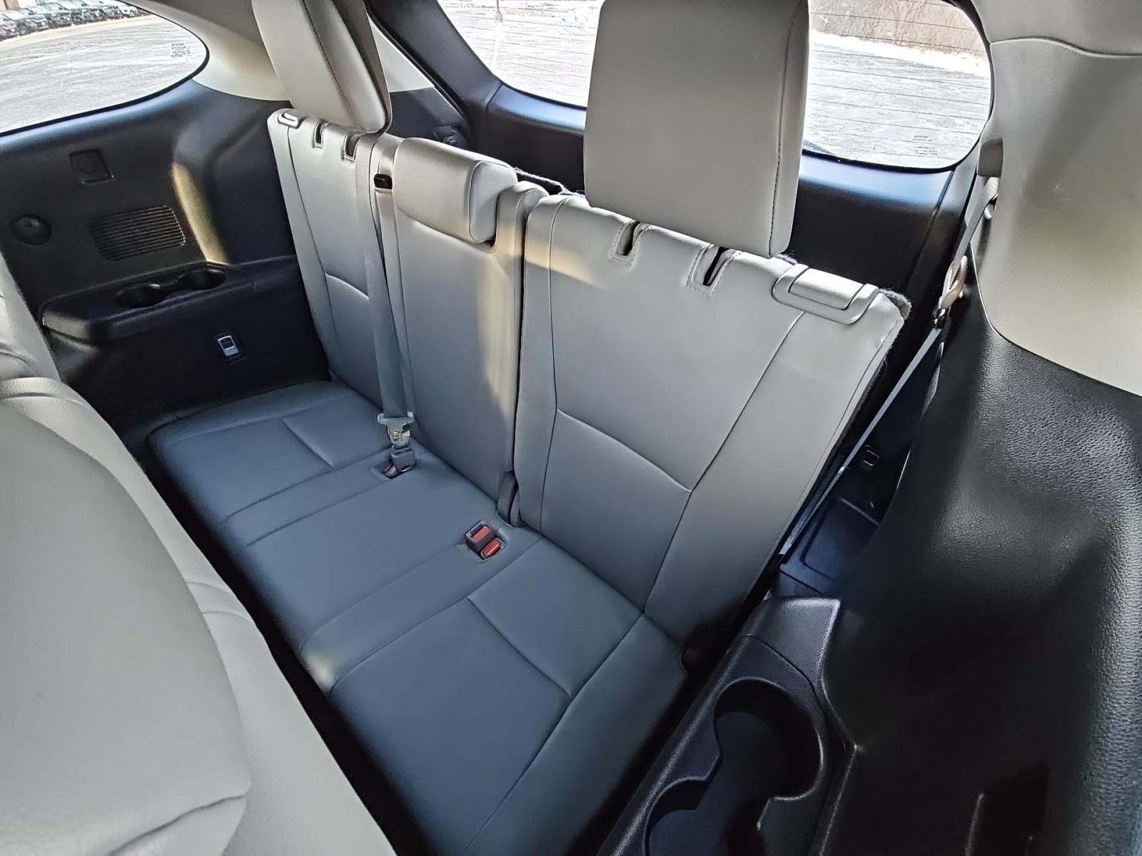 2022 Toyota Highlander Hybrid XLE AWD