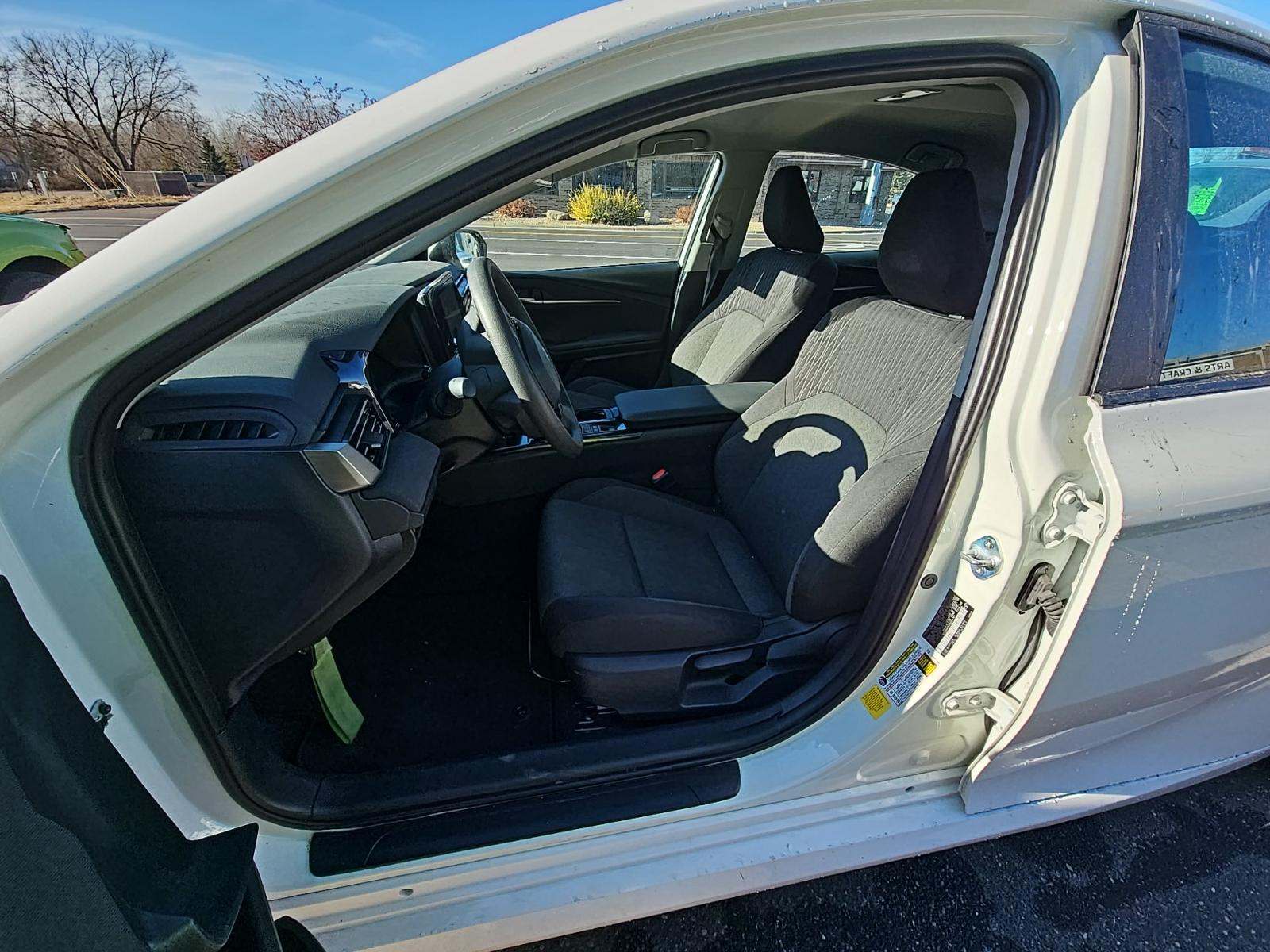 2025 Toyota Camry LE FWD