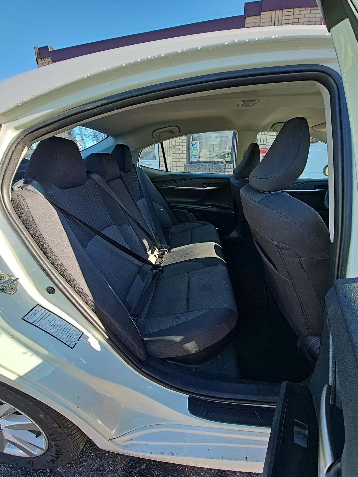 2025 Toyota Camry LE FWD