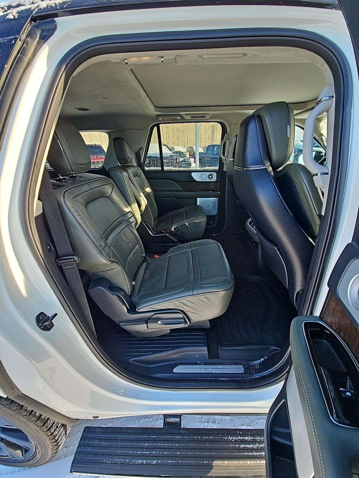 2024 Lincoln Navigator L Black Label AWD