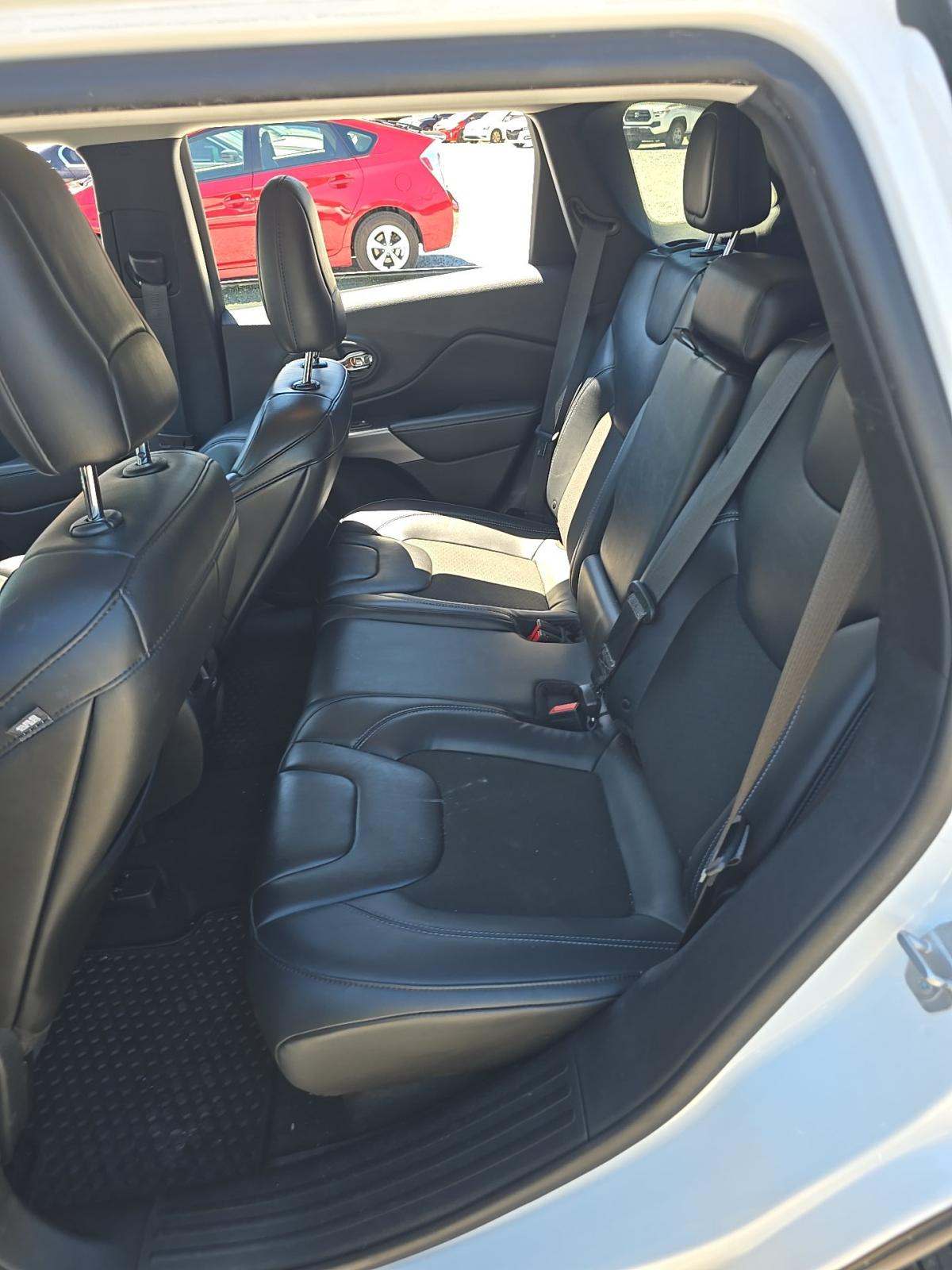 2019 Jeep Cherokee Latitude Plus AWD