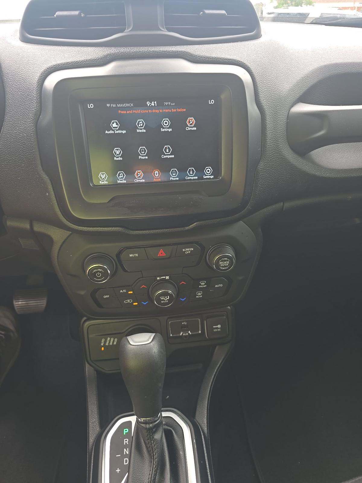 2018 Jeep Renegade Latitude Altitude Edition AWD