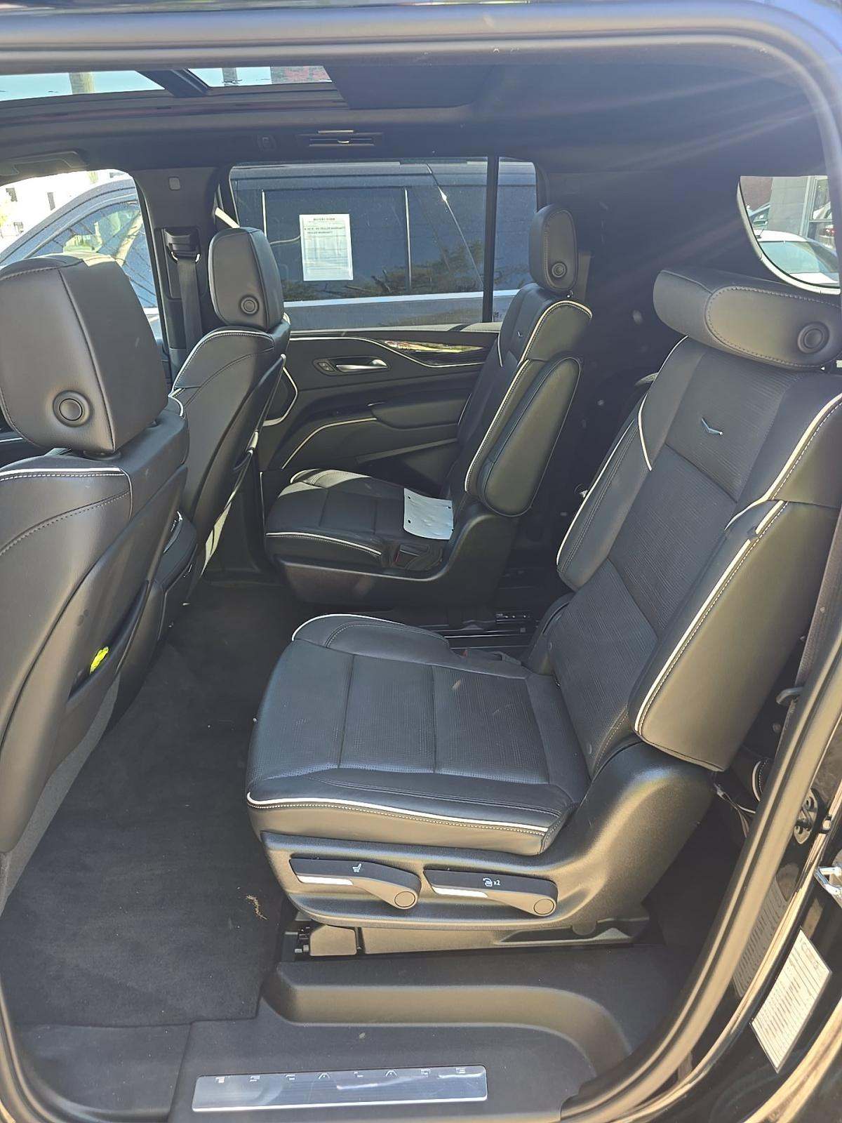 2023 Cadillac Escalade ESV Sport AWD