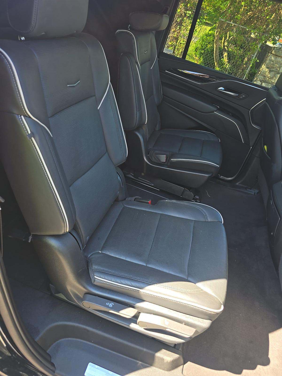 2023 Cadillac Escalade ESV Sport AWD