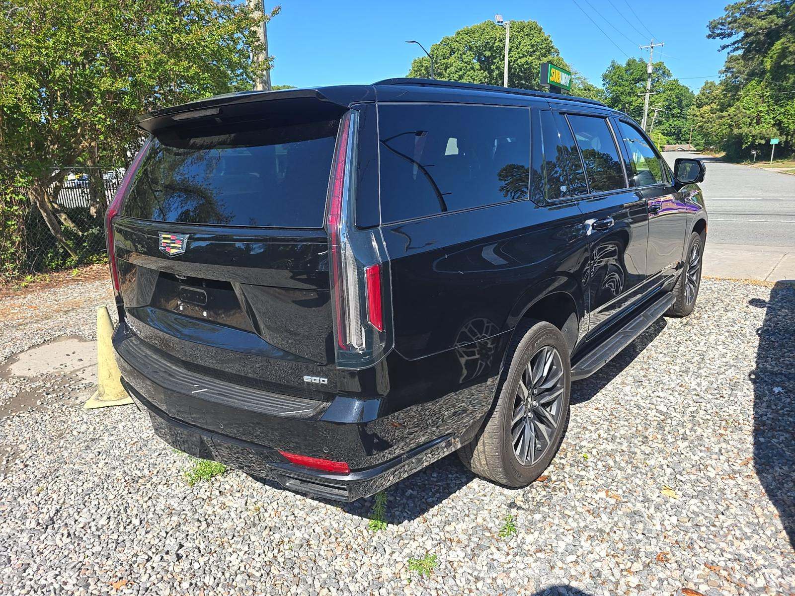 2023 Cadillac Escalade ESV Sport AWD