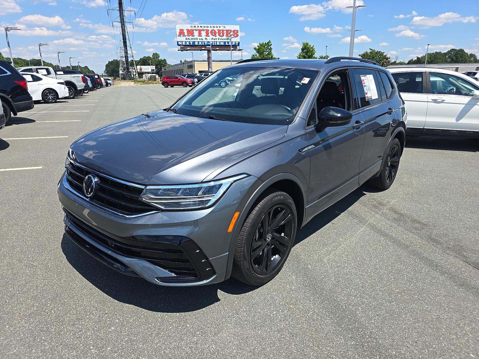 2024 Volkswagen Tiguan 2.0T SE R-Line Black FWD