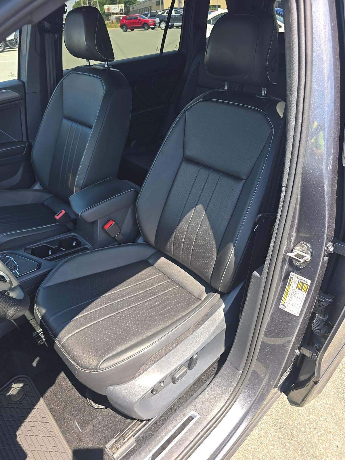 2024 Volkswagen Tiguan 2.0T SE R-Line Black FWD