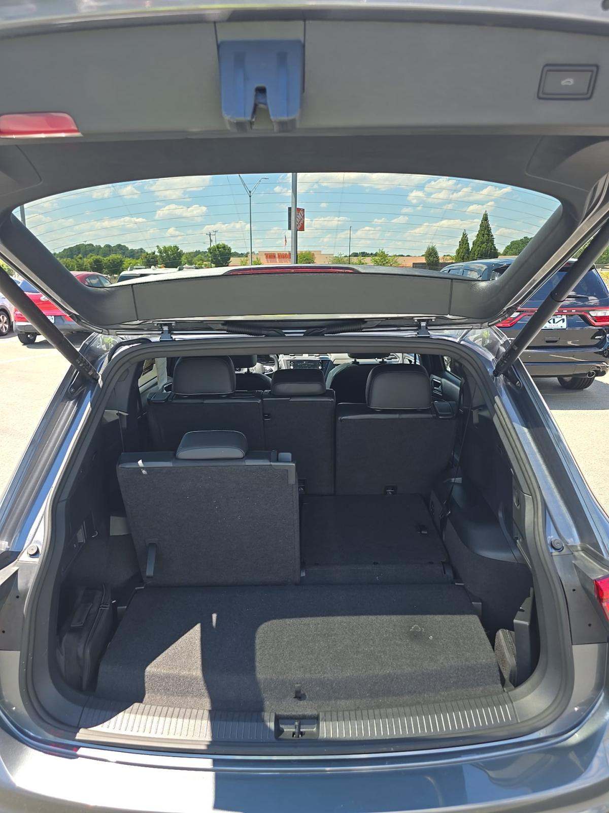 2024 Volkswagen Tiguan 2.0T SE R-Line Black FWD