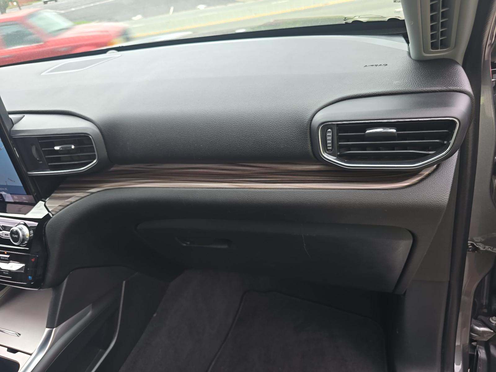 2022 Ford Explorer Limited AWD