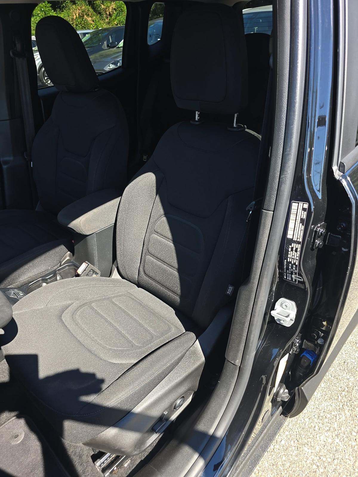 2019 Jeep Renegade Latitude AWD