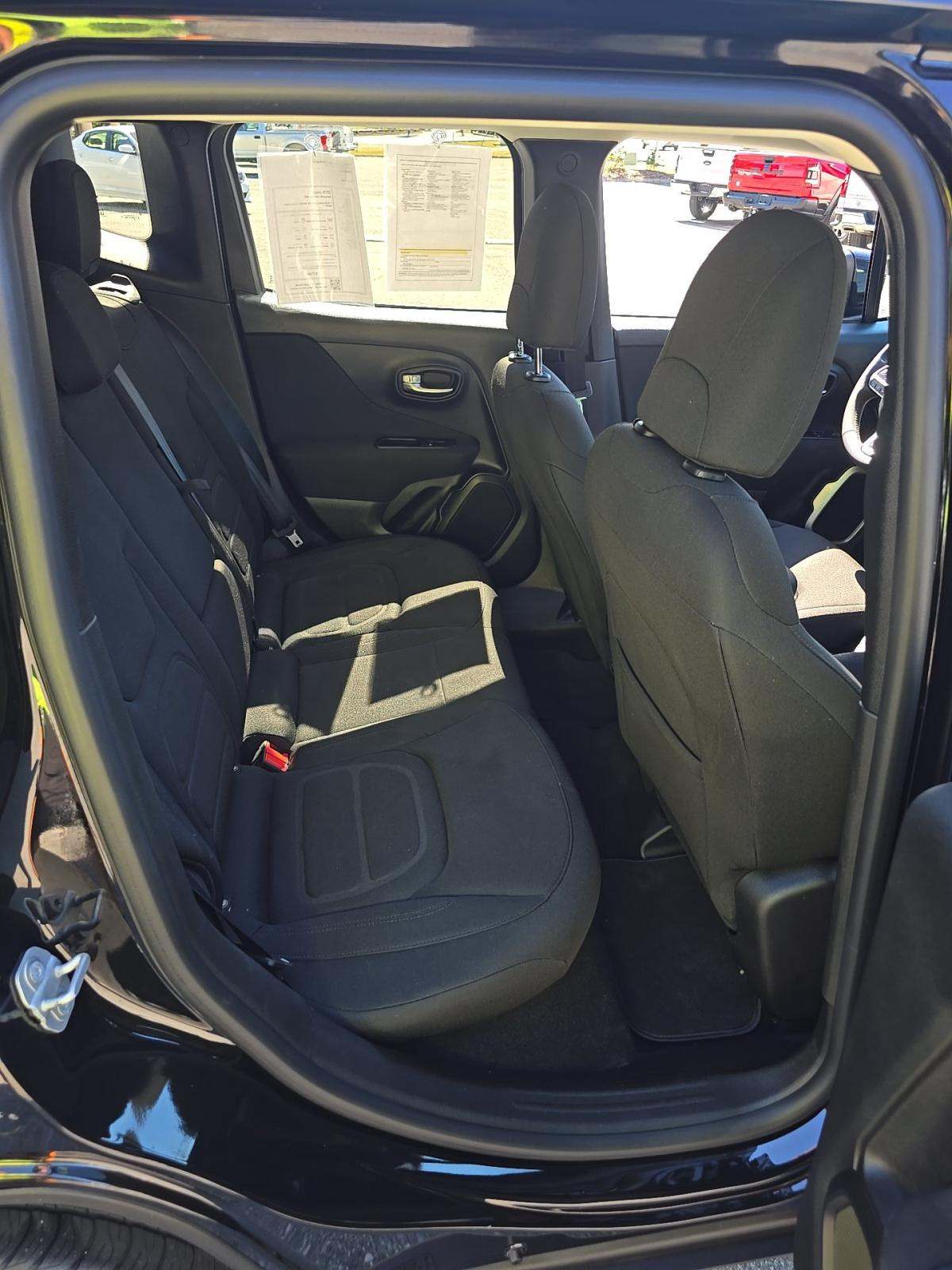 2019 Jeep Renegade Latitude AWD