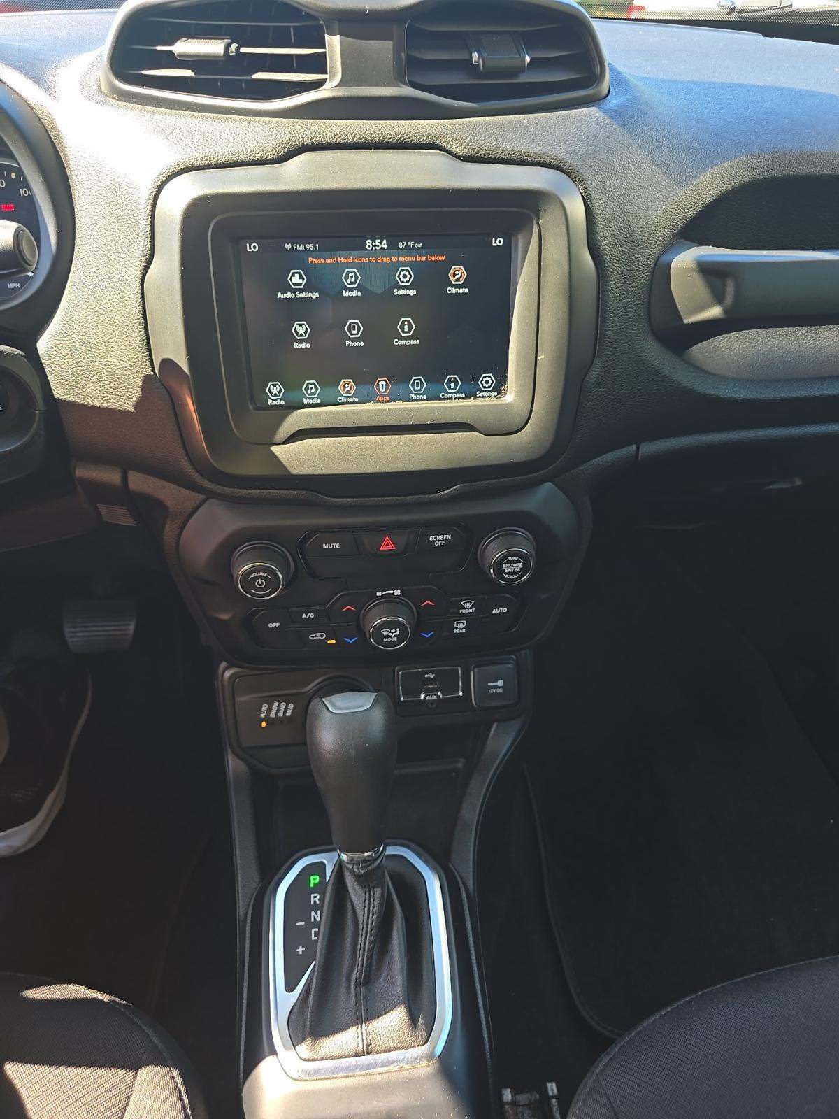 2019 Jeep Renegade Latitude AWD
