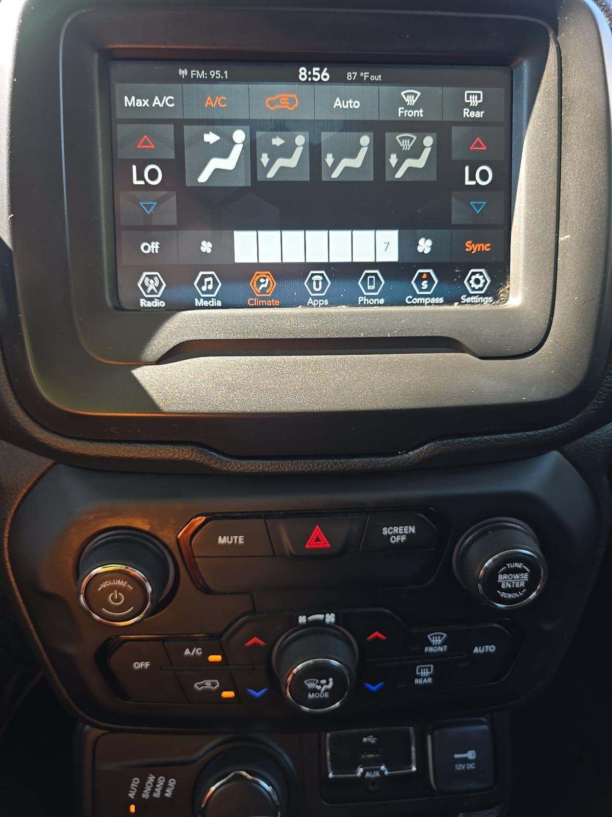 2019 Jeep Renegade Latitude AWD