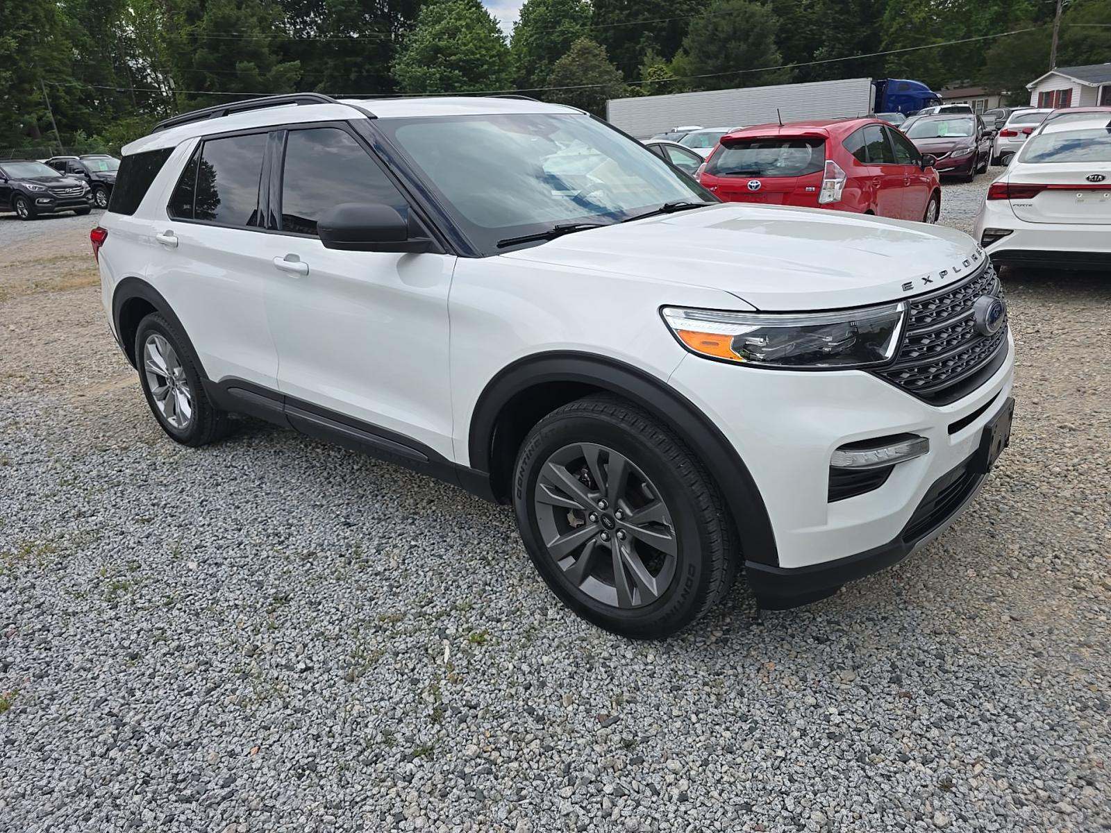 FORD EXPLORER - 4