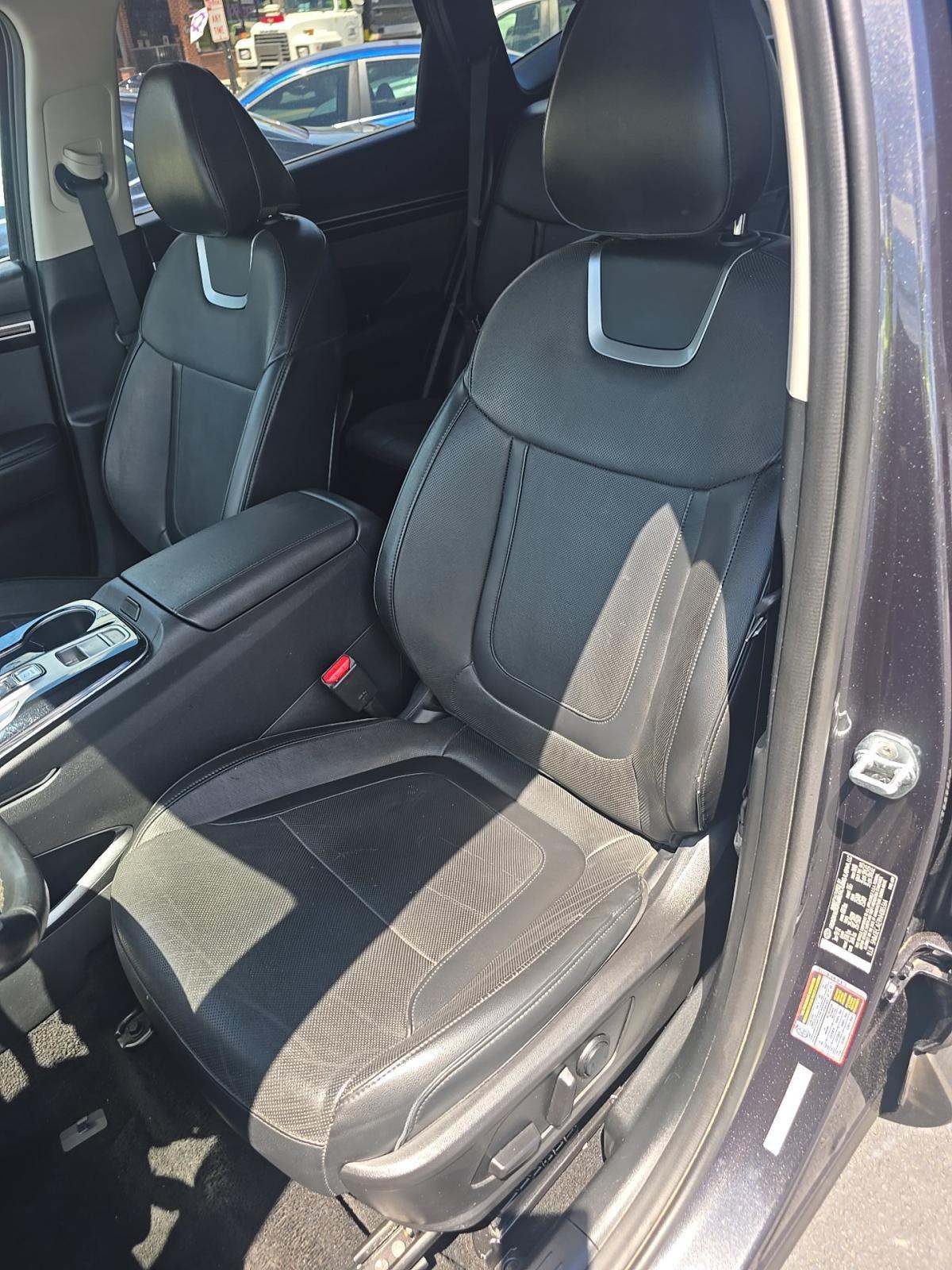 HYUNDAI TUCSON - 6