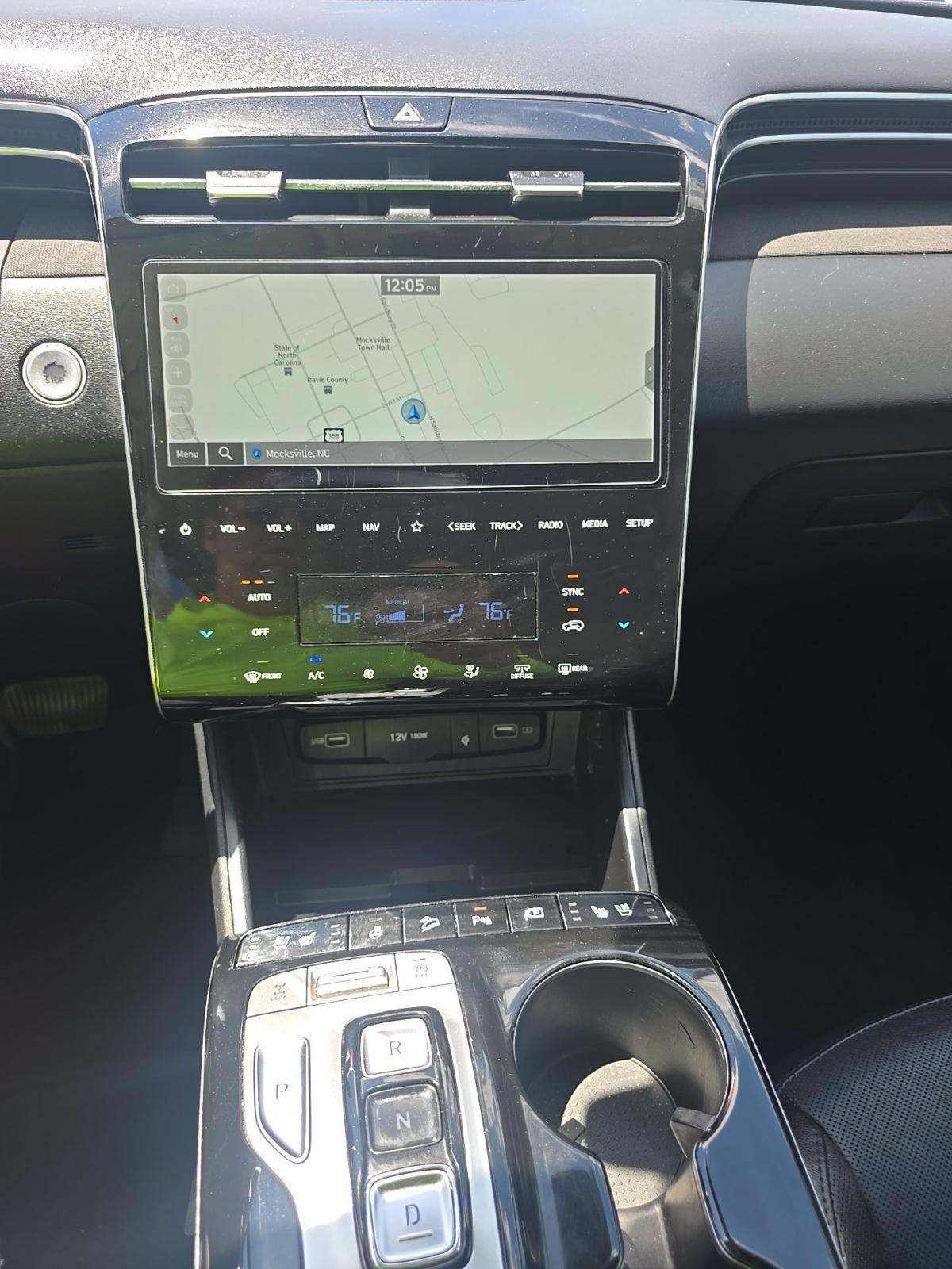 HYUNDAI TUCSON - 10