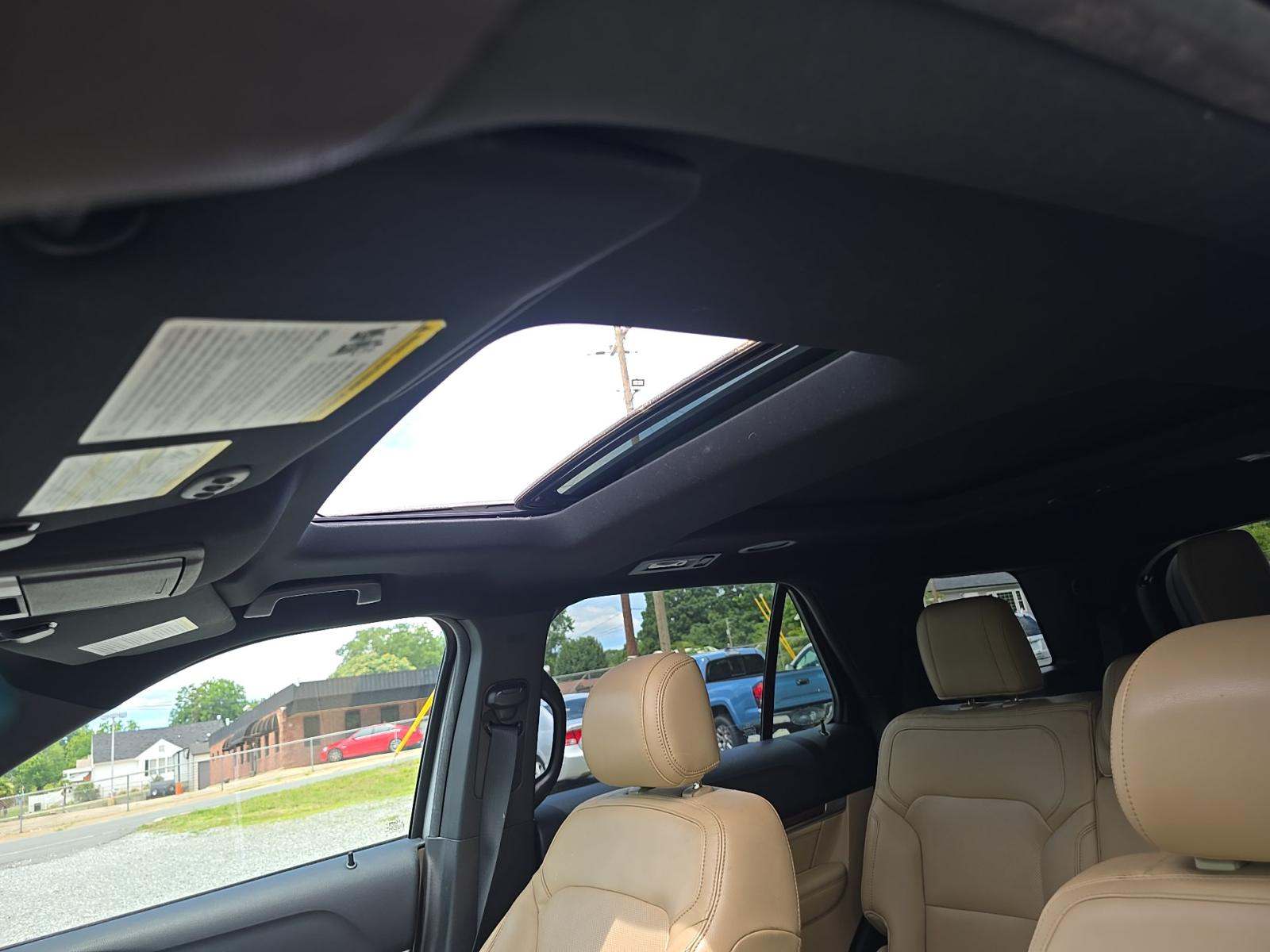2016 Ford Explorer Limited FWD