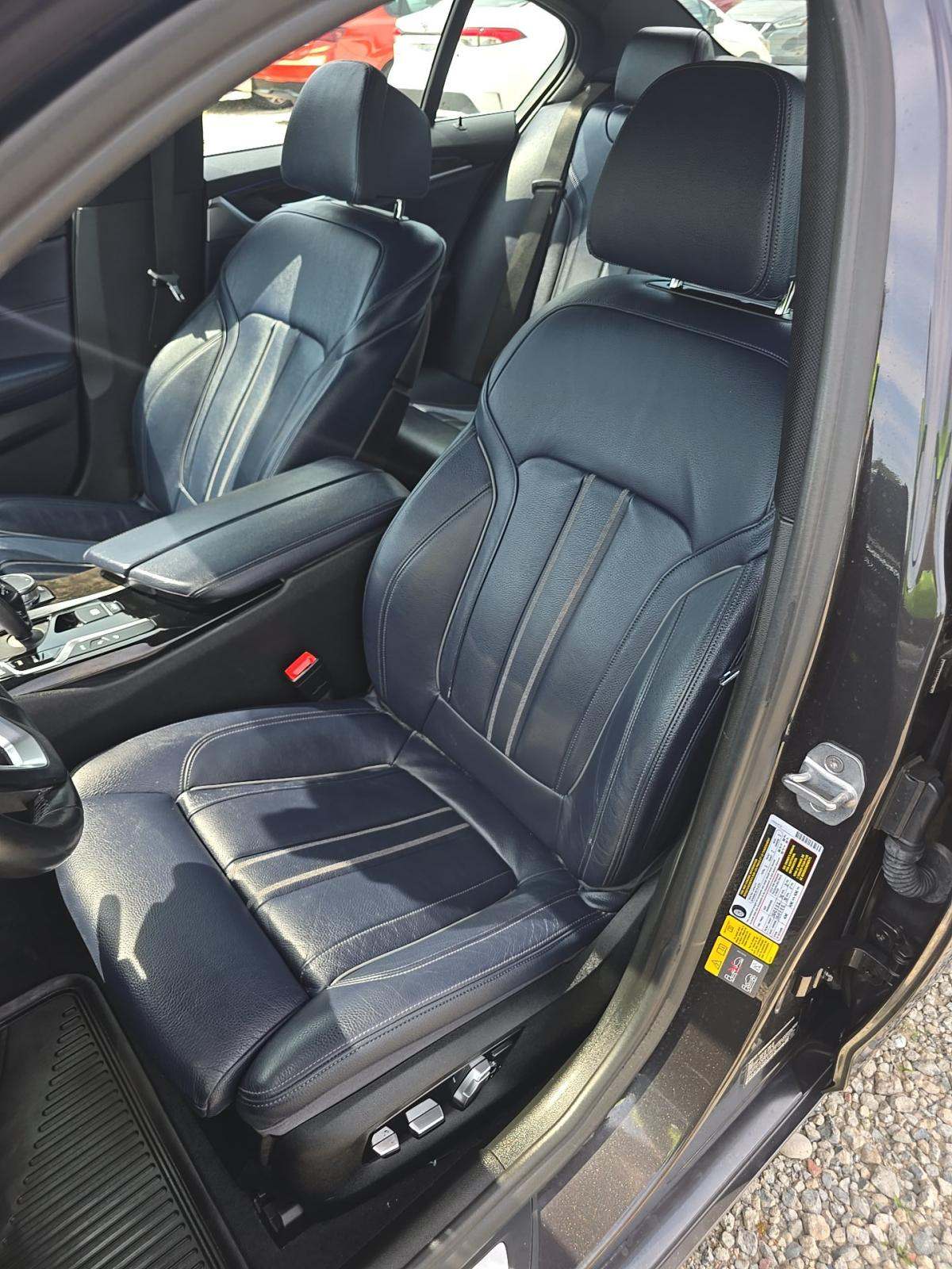 2019 BMW 5 Series 530e xDrive iPerformance AWD
