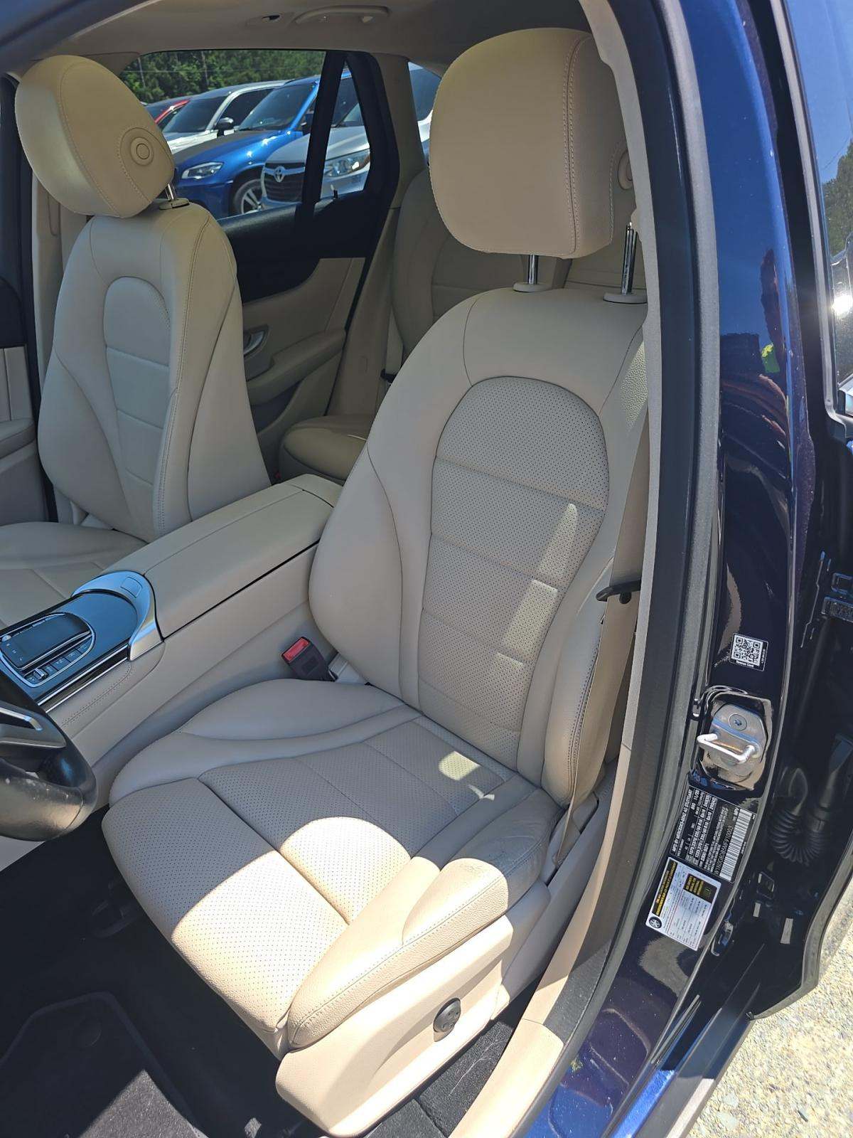 2021 Mercedes-Benz GLC GLC 300 RWD