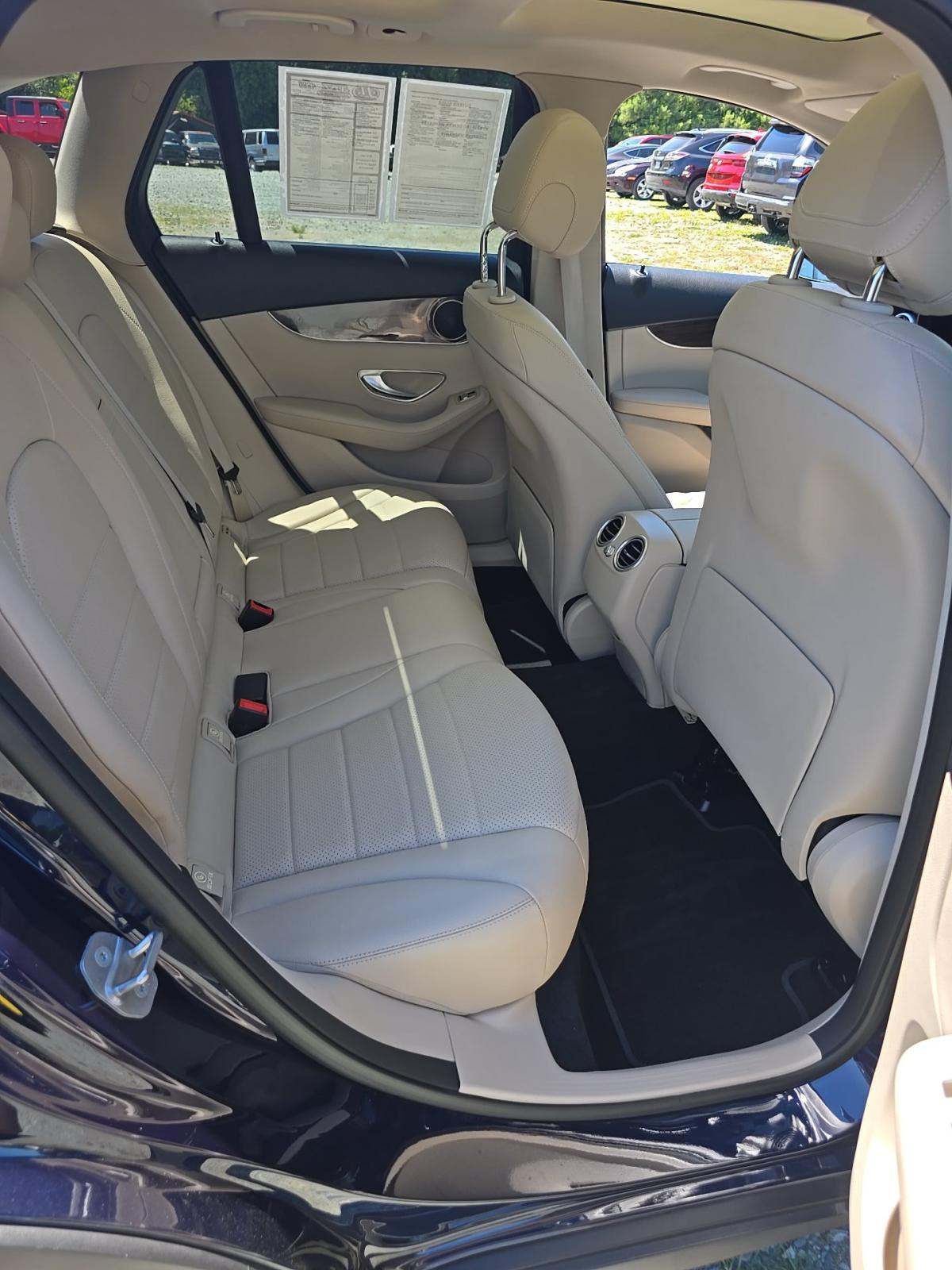 2021 Mercedes-Benz GLC GLC 300 RWD