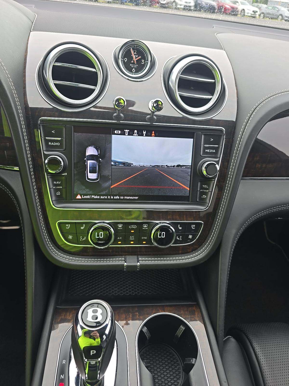 2019 Bentley Bentayga V8 AWD