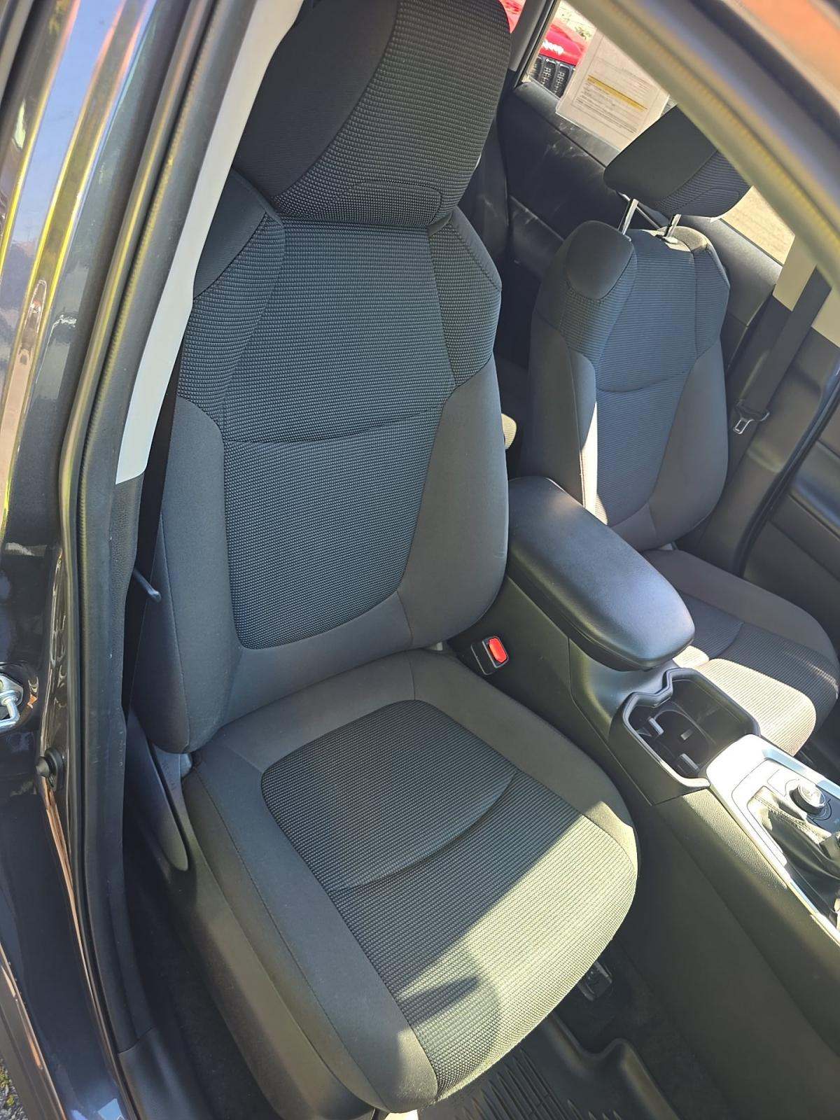 2022 Toyota RAV4 Hybrid LE AWD