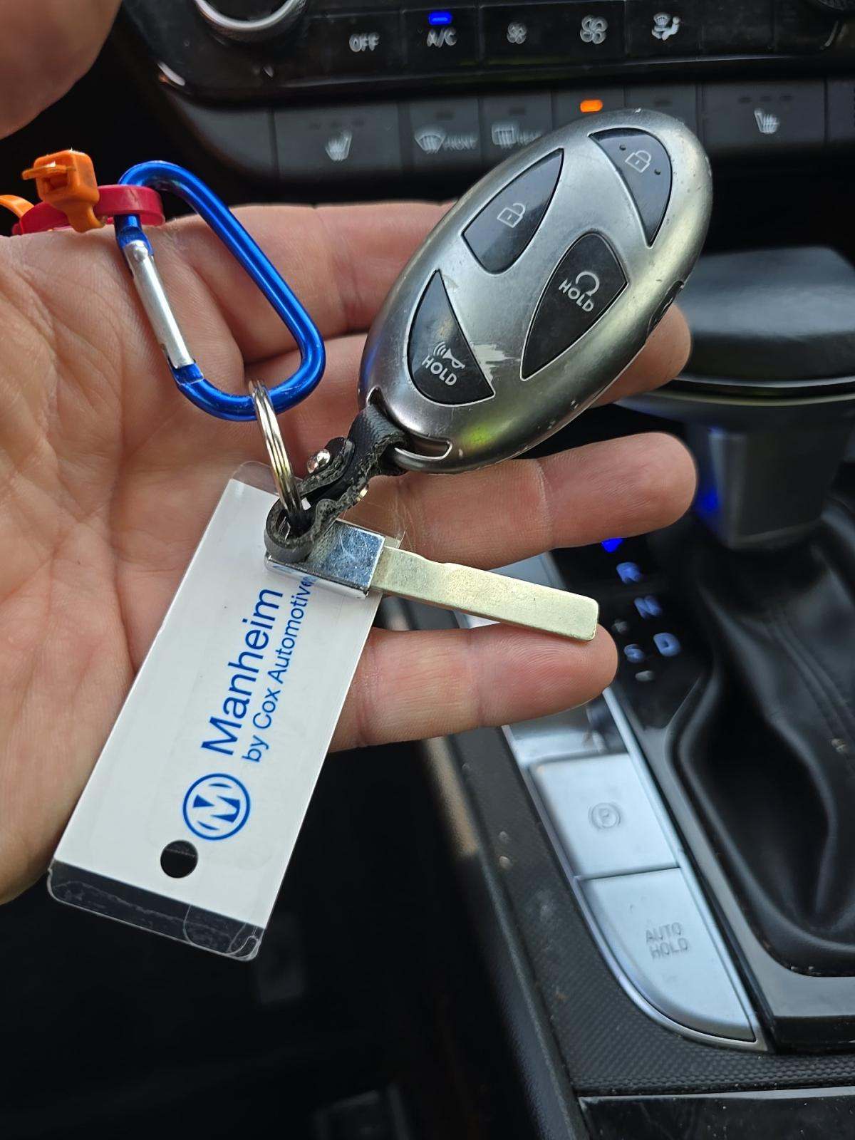 2024 Hyundai Elantra Limited FWD