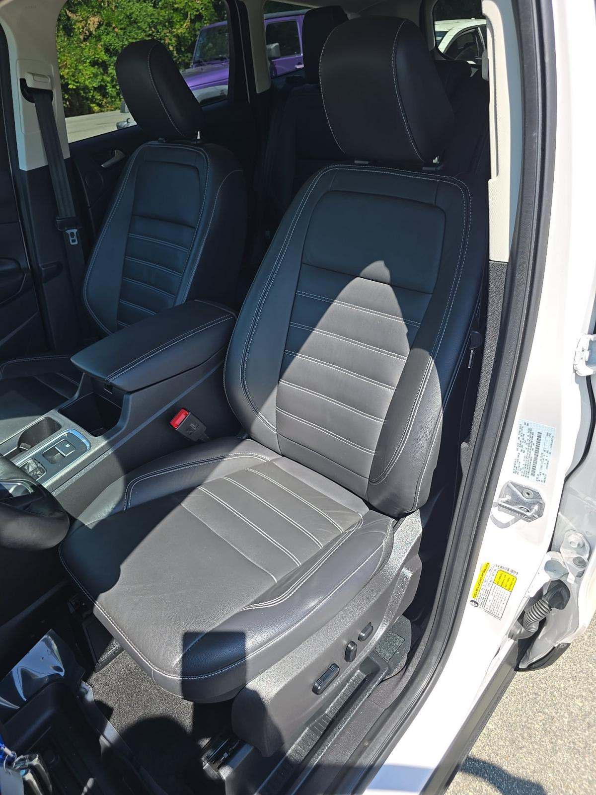 FORD ESCAPE - 6
