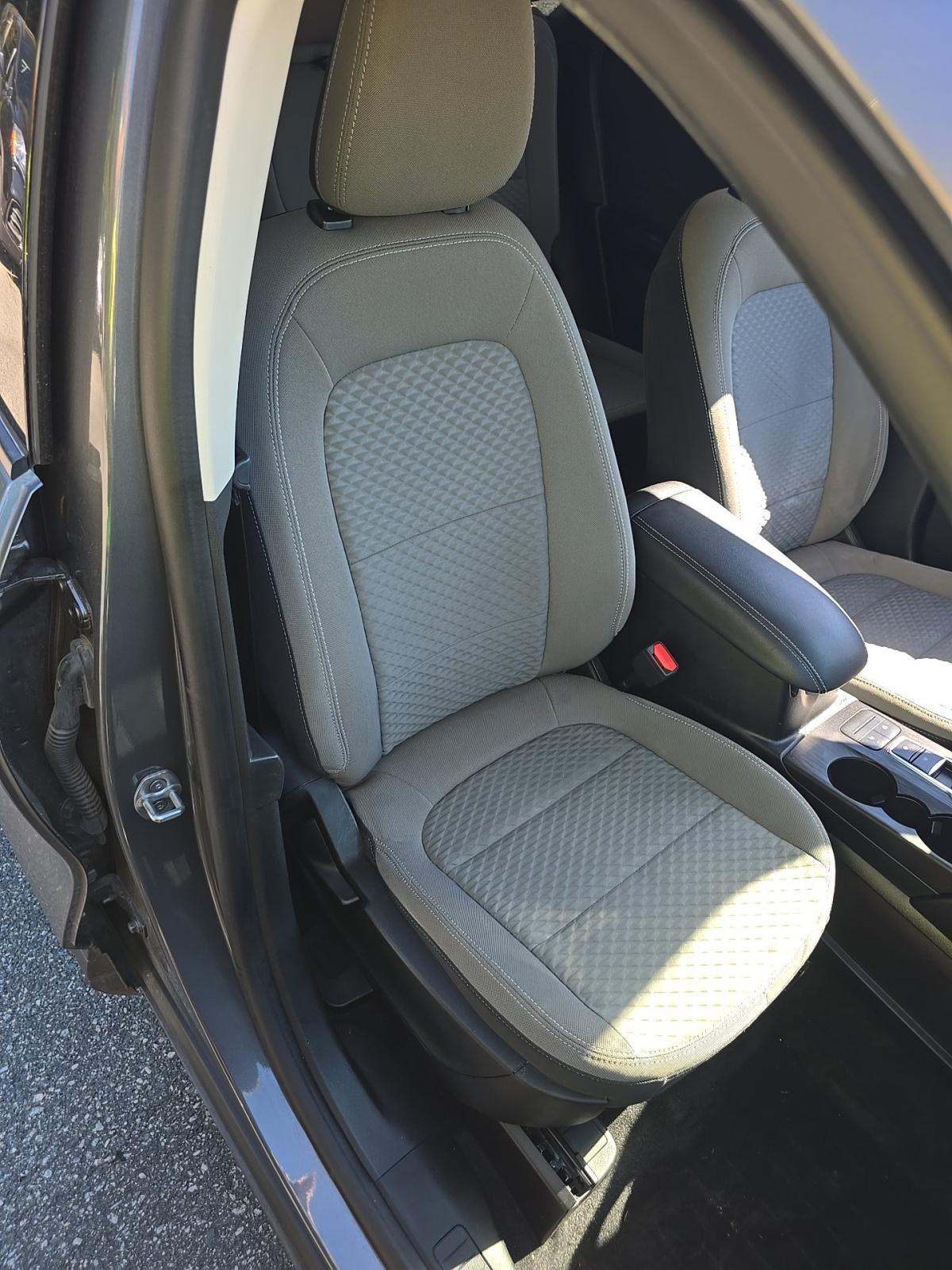2022 Ford Escape SE AWD