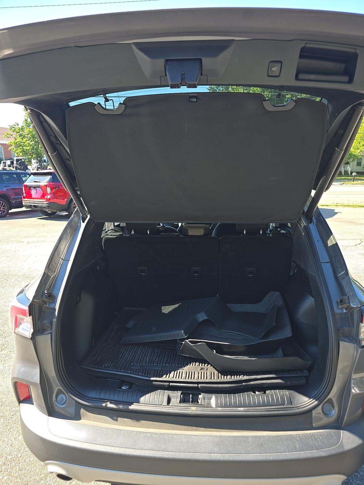 2022 Ford Escape SE AWD