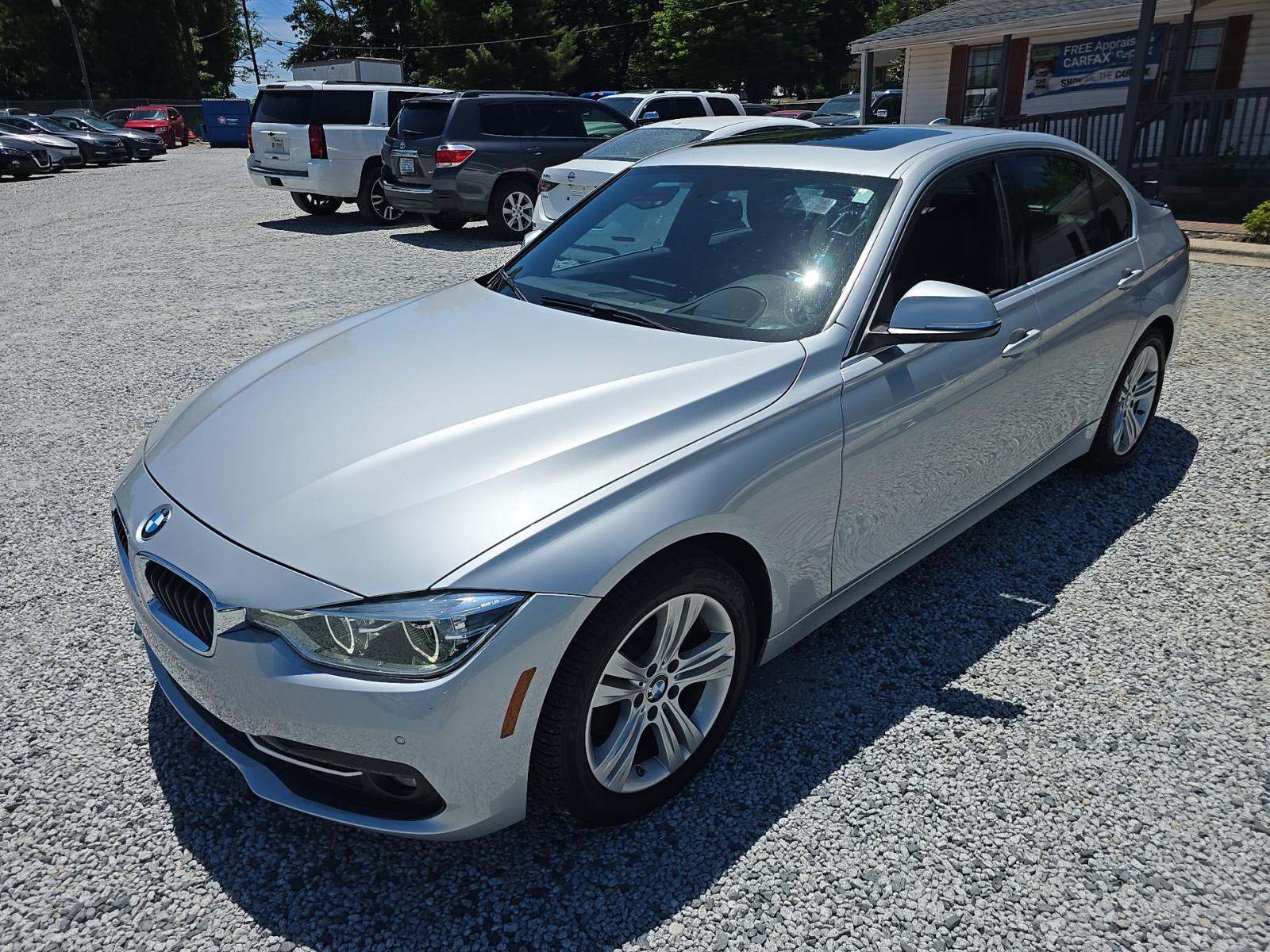 2018 BMW 3 Series 330i RWD