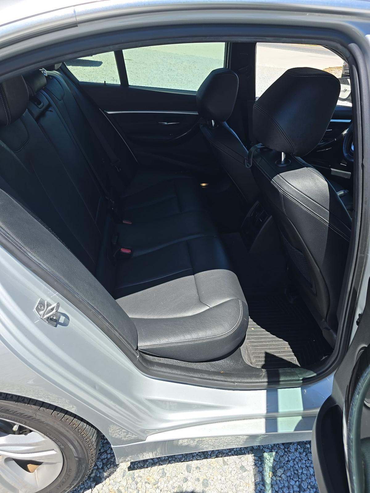 2018 BMW 3 Series 330i RWD