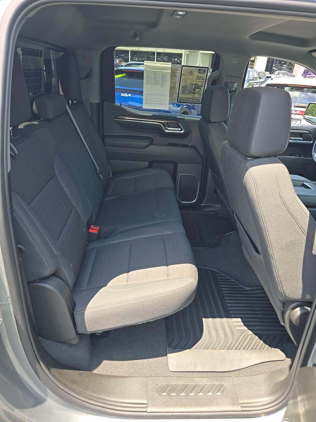 2024 Chevrolet Silverado 1500 LT AWD
