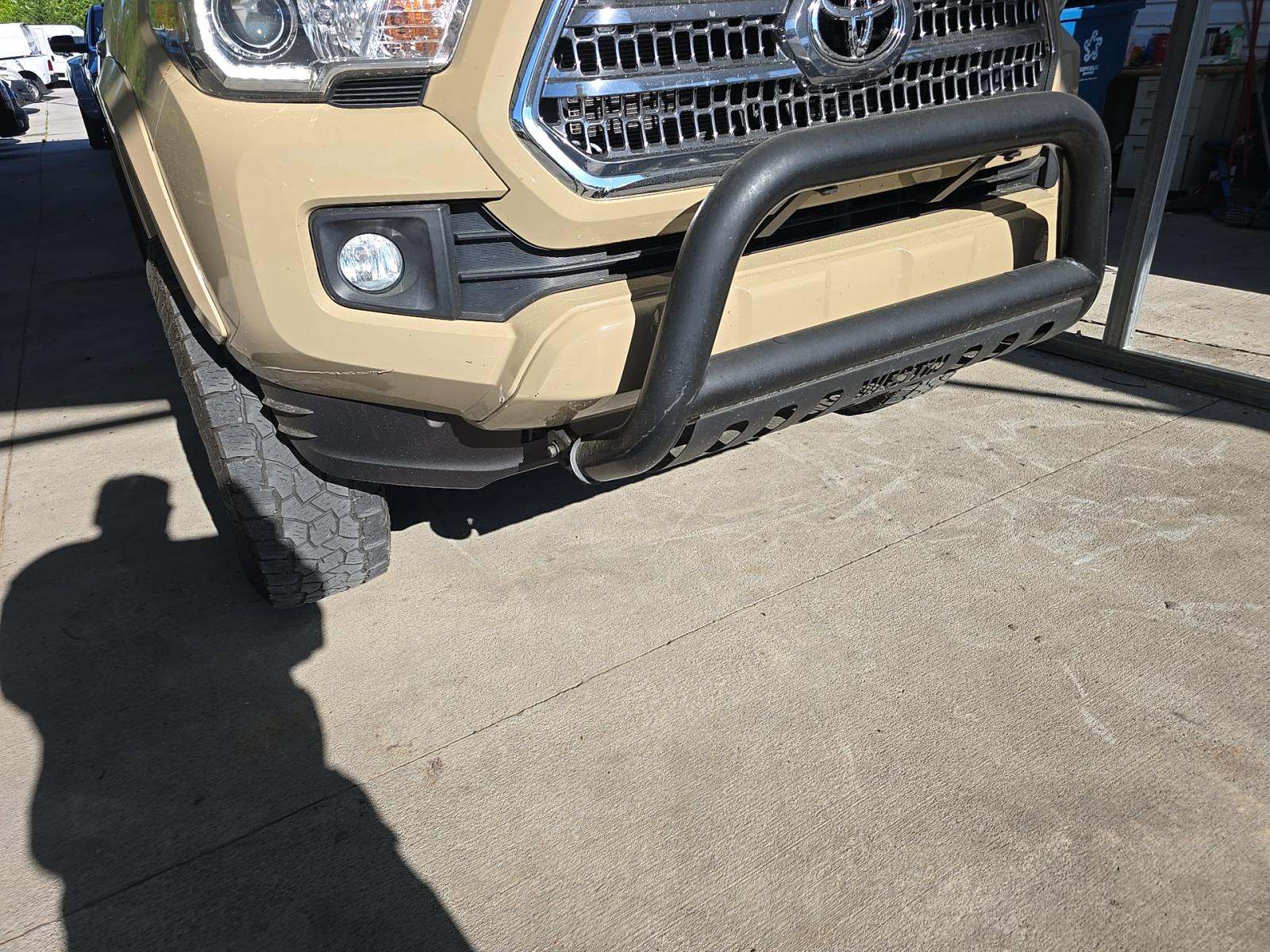2016 Toyota Tacoma TRD Sport AWD