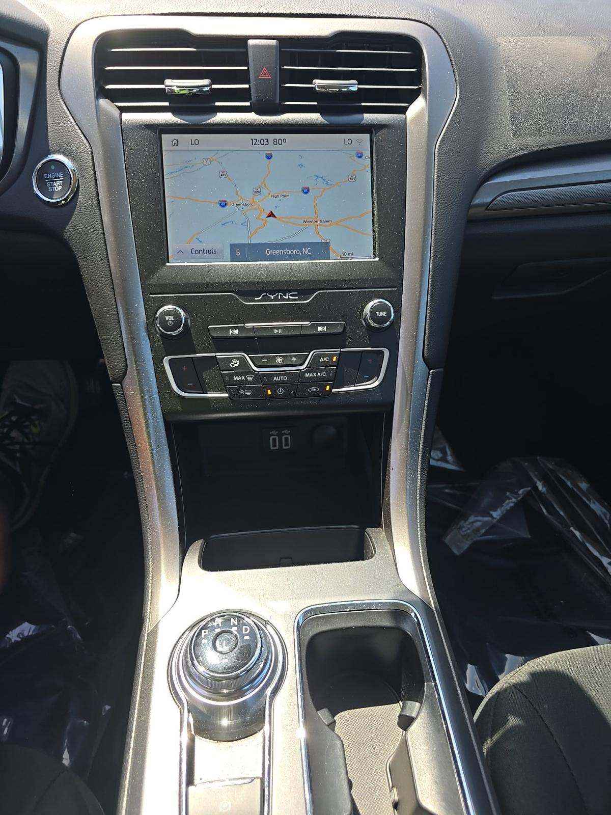 FORD FUSION - 10