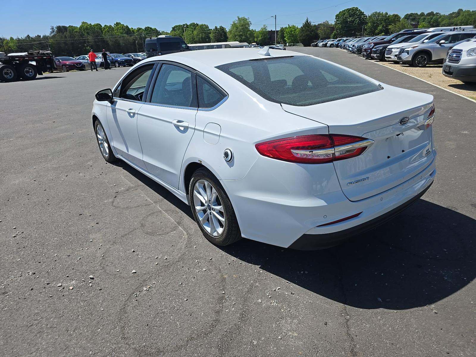 FORD FUSION - 2