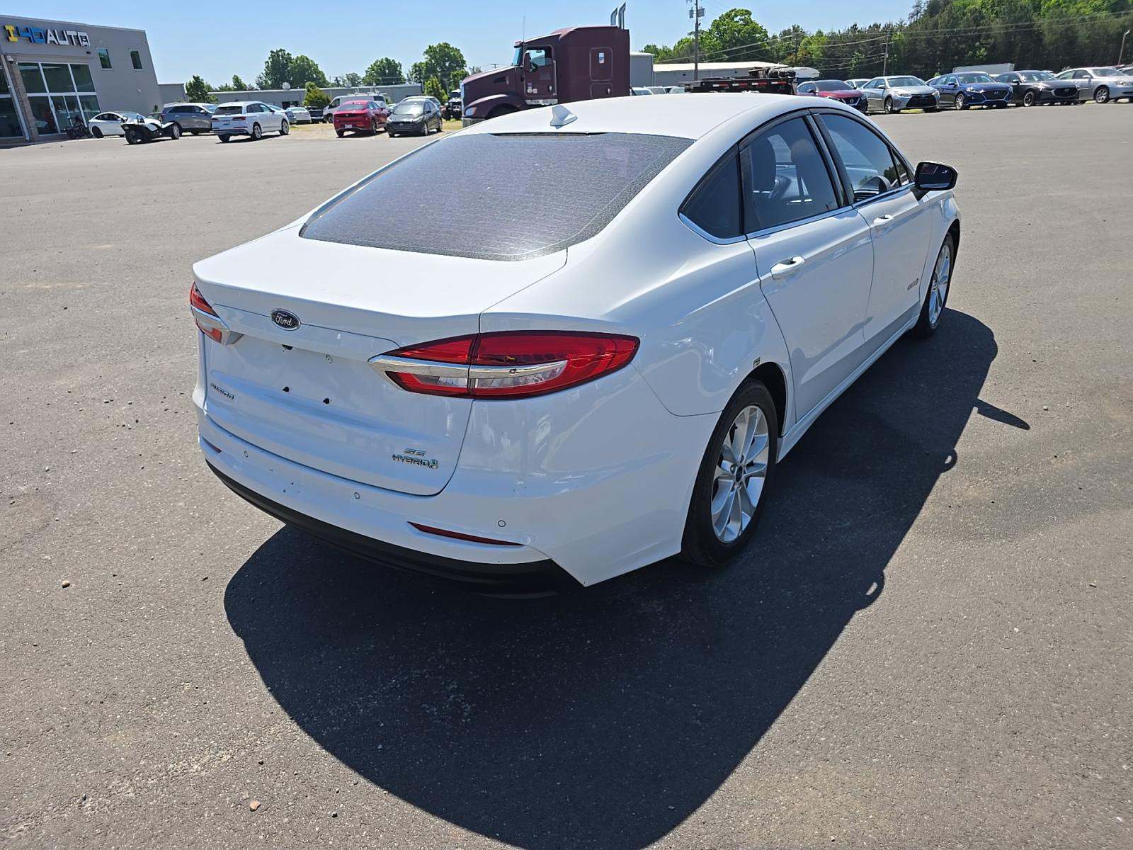 FORD FUSION - 3