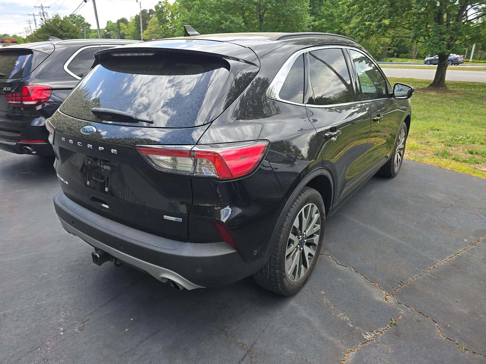 FORD ESCAPE - 3