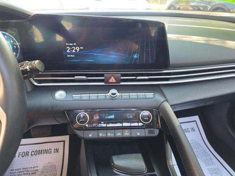 HYUNDAI SEL CONVENIENCE - 10