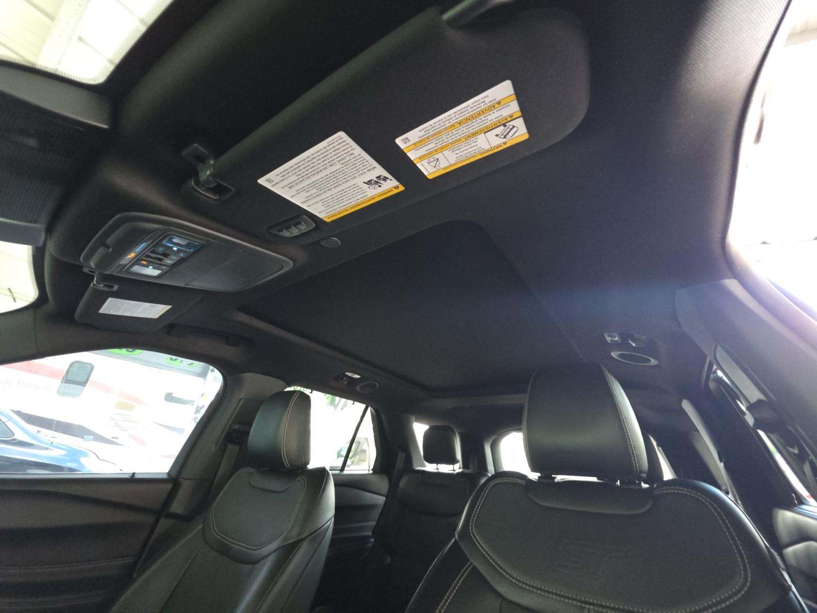 2022 Ford Explorer ST AWD